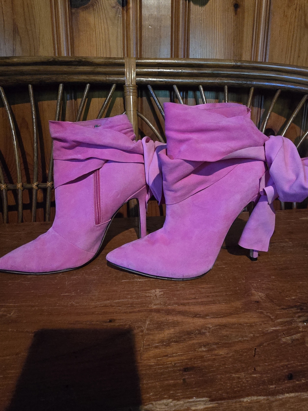 Aminah Abdul Jillil Amira Pink Suede Bow Stiletto Ankle Boot - Picture 2 of 16